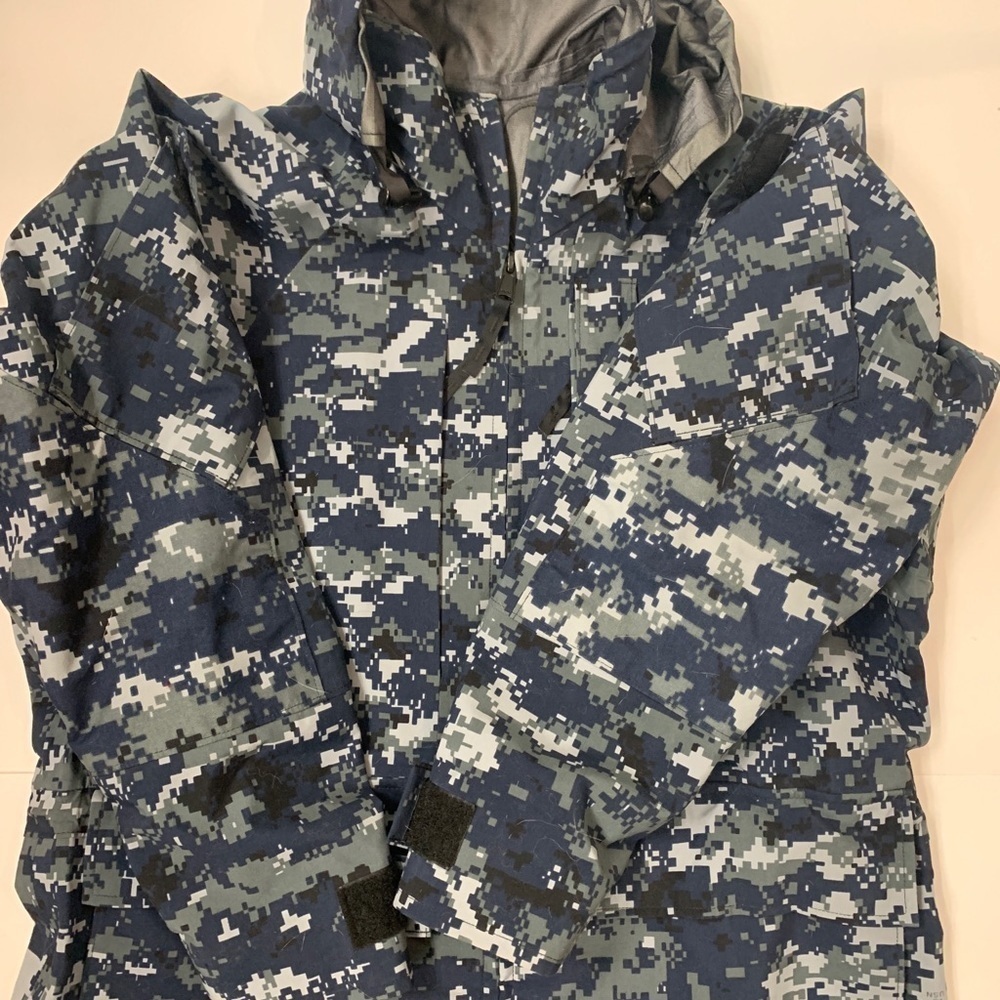 US Navy Gortex jacket - Picture 5 of 5